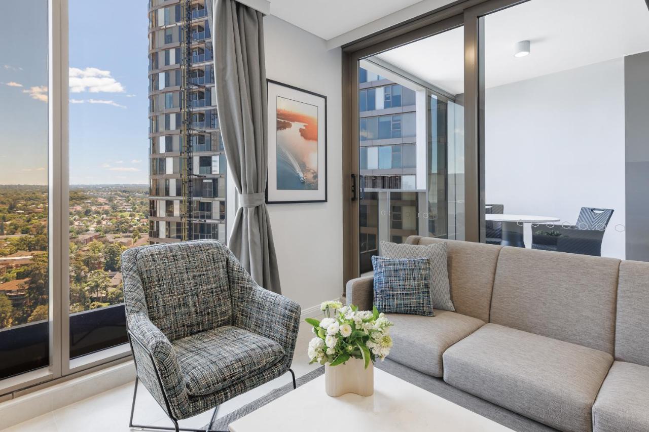 Meriton Suites George Street, Parramatta Sidney Exterior foto