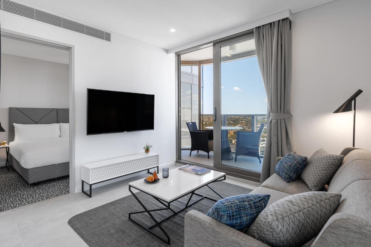 Meriton Suites George Street, Parramatta Sidney Exterior foto