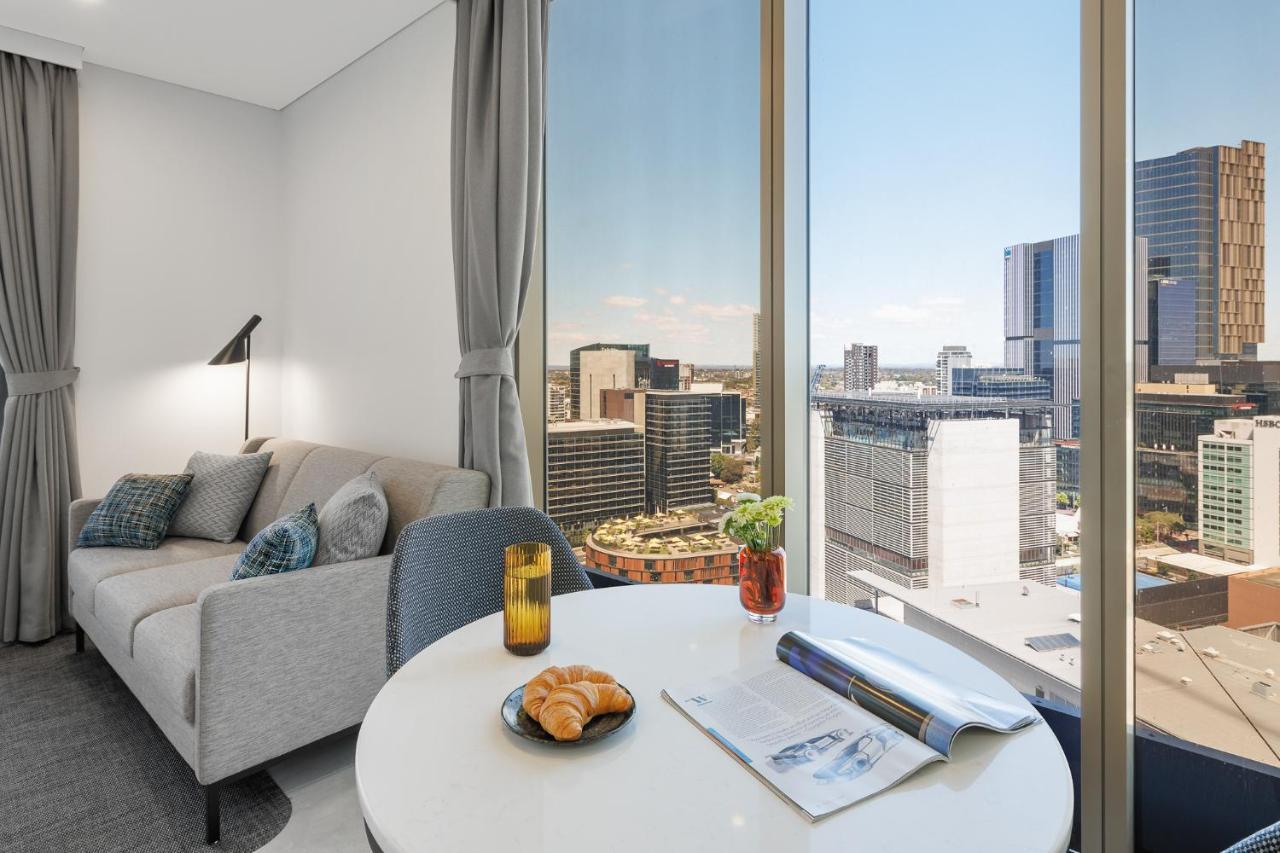 Meriton Suites George Street, Parramatta Sidney Exterior foto
