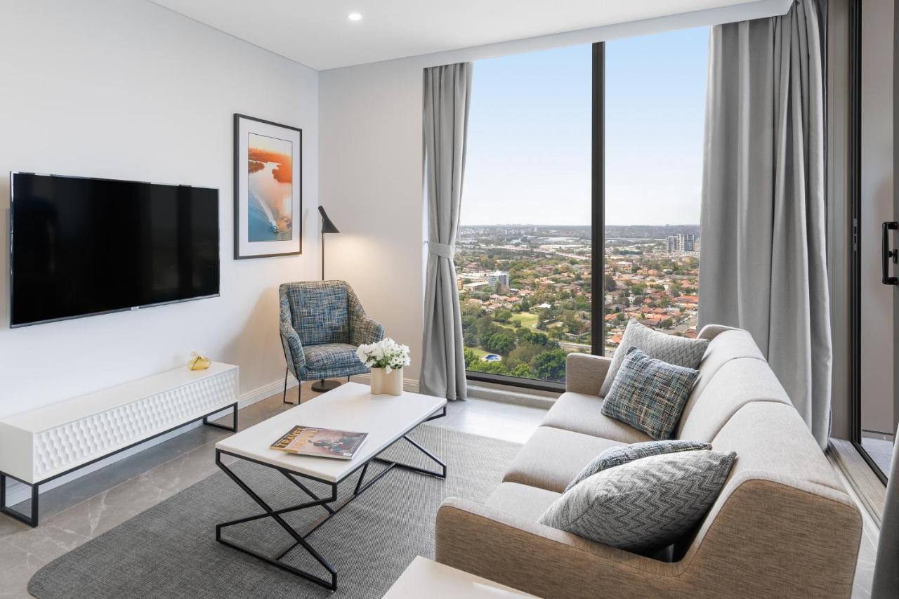Meriton Suites George Street, Parramatta Sidney Exterior foto