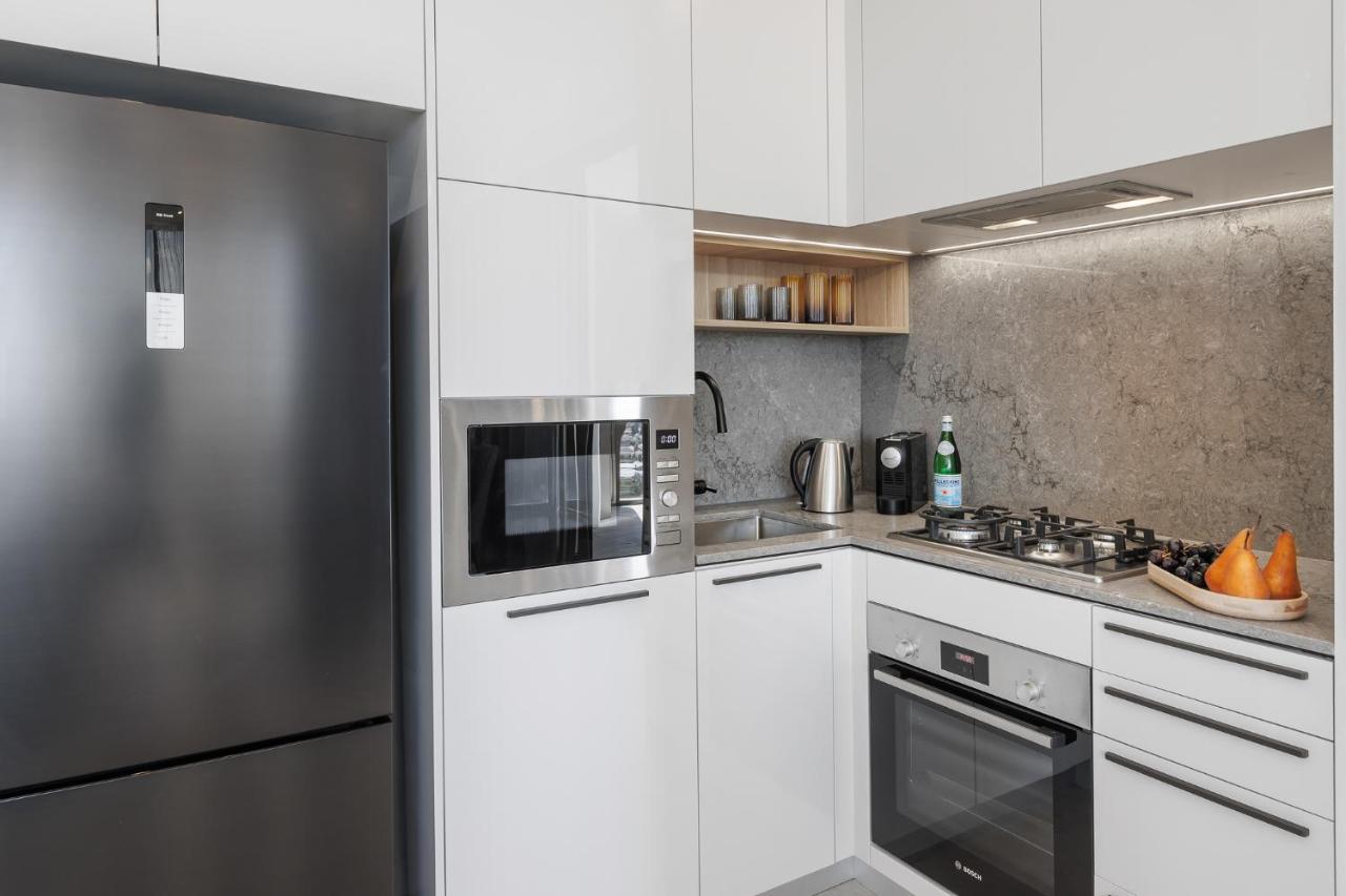 Meriton Suites George Street, Parramatta Sidney Exterior foto