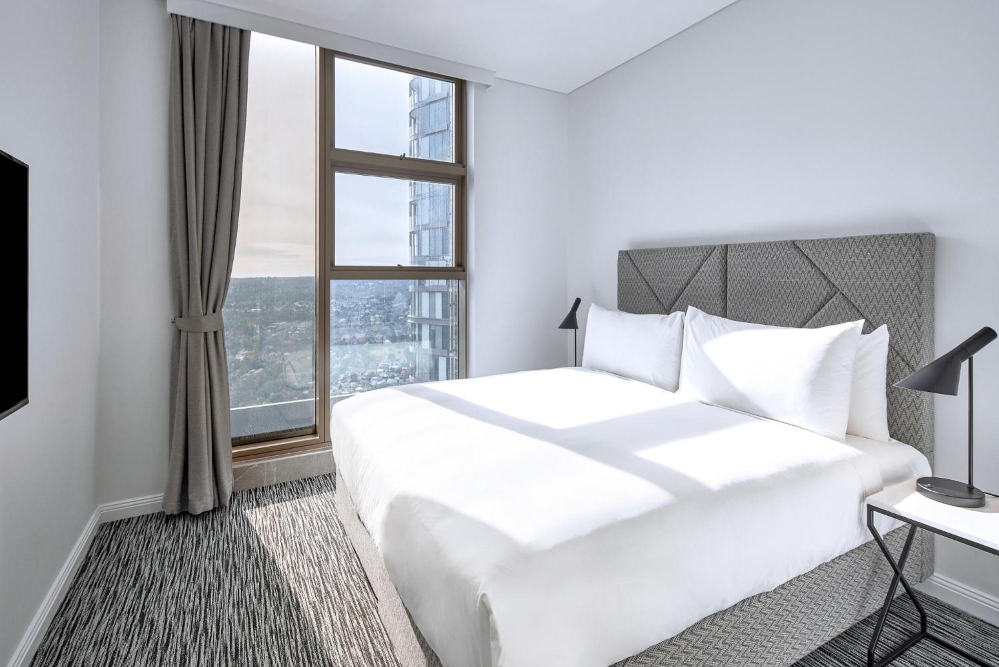 Meriton Suites George Street, Parramatta Sidney Exterior foto